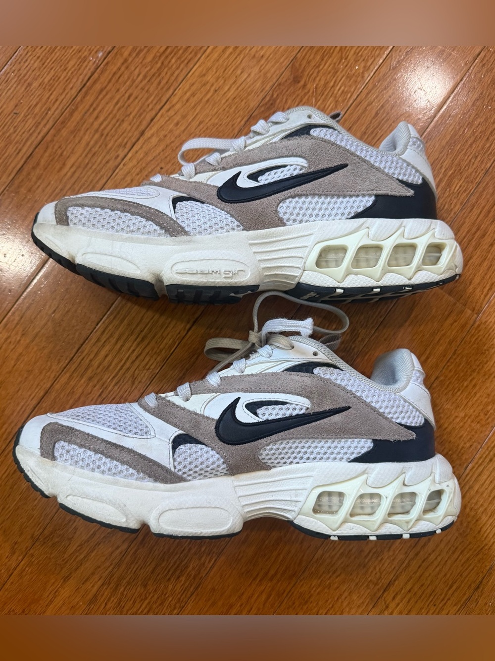 Nike Womens 8.5 Air Zoom Fire White Taupe Sneakers Chunky Shoes Mesh FN3483-100 - Picture 6 of 10
